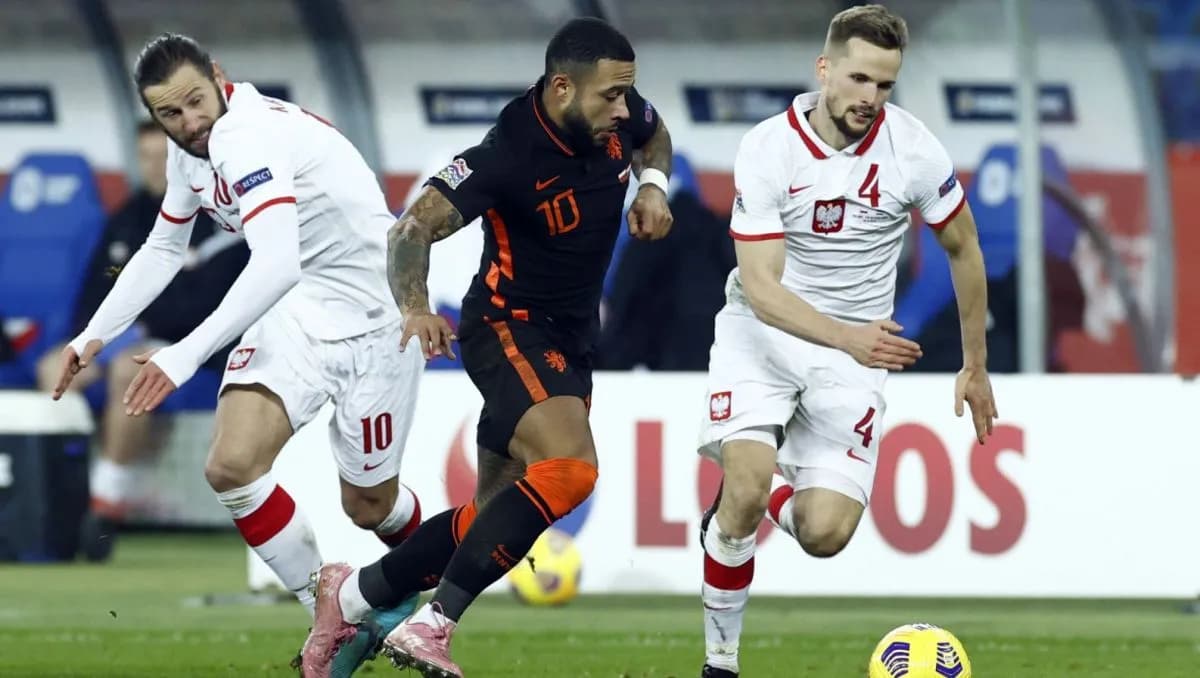 Ile km przebiega piłkarz? Zaskakujące różnice w dystansie na boisku