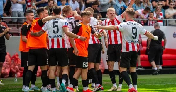 Ekstraklasa kiedy koniec sezonu - poznaj kluczowe daty i zmiany